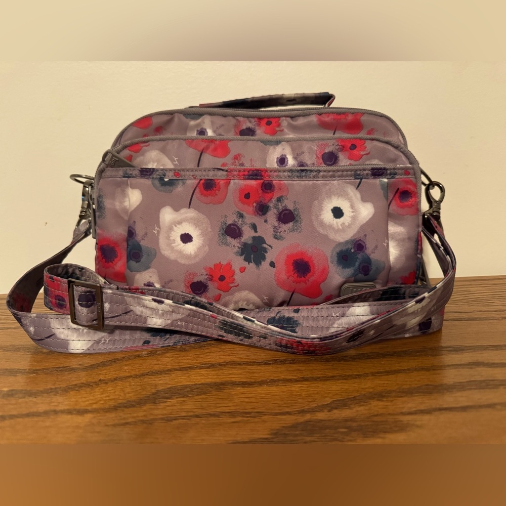 Lug Scoop Crossbody Bag, watercolor pearl gray floral. 10”W x 7”H x 3.5”D.